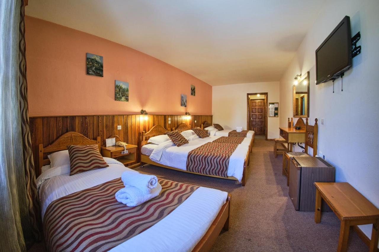 Hotel Victoria Мецовон Экстерьер фото
